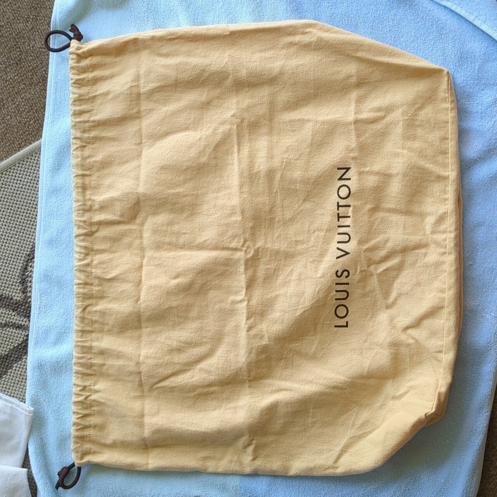 LV huge dust bag!